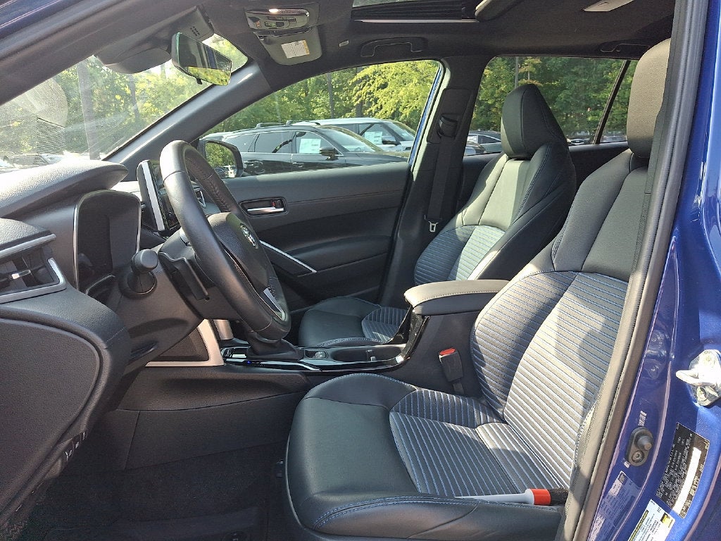 2025 Toyota Corolla Cross Hybrid XSE