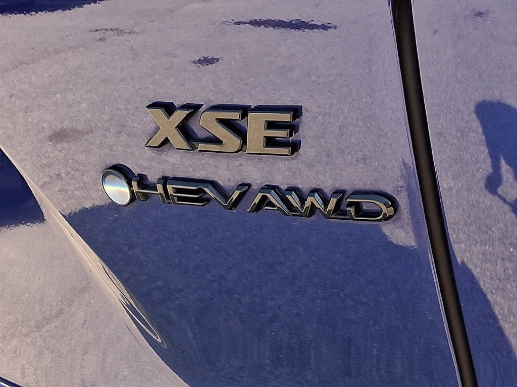 2025 Toyota Corolla Cross Hybrid XSE