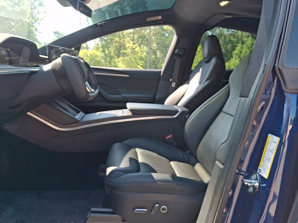 2022 Tesla Model X Base