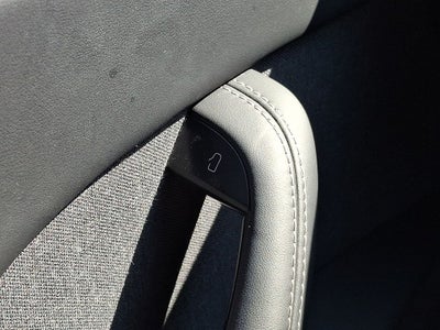 2022 Tesla Model X Base