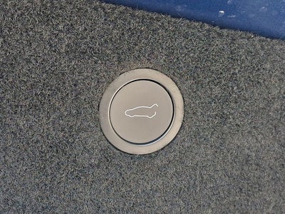 2022 Tesla Model X Base