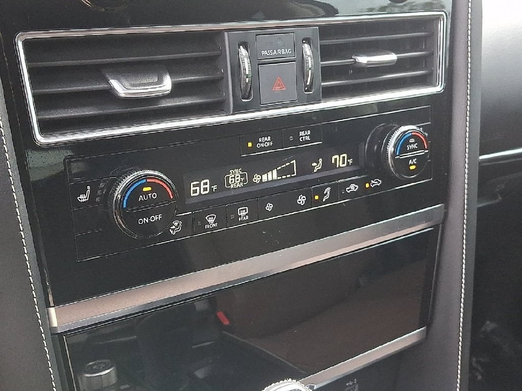 2024 INFINITI QX80 Premium Select