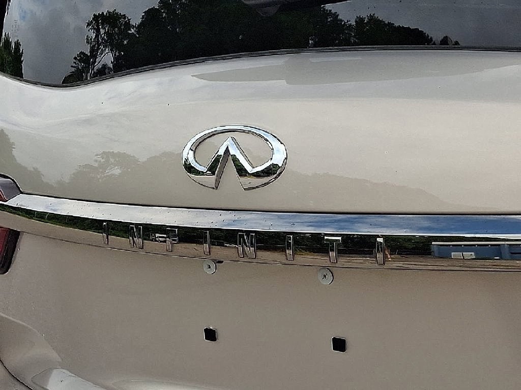 2024 INFINITI QX80 Premium Select