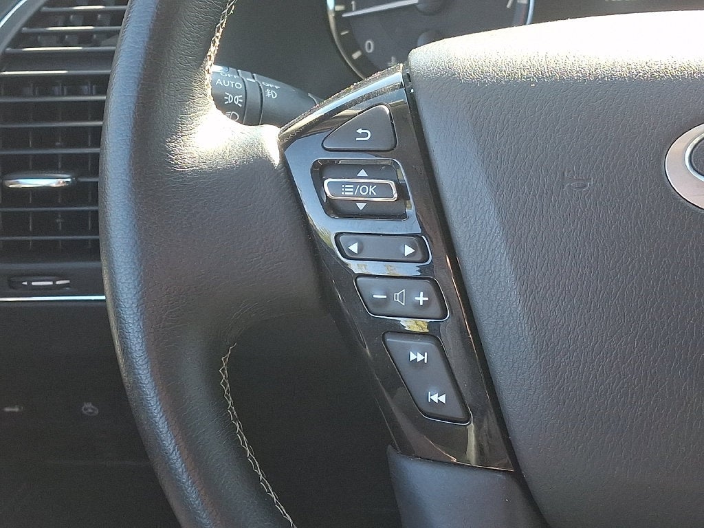 2024 INFINITI QX80 LUXE 4WD