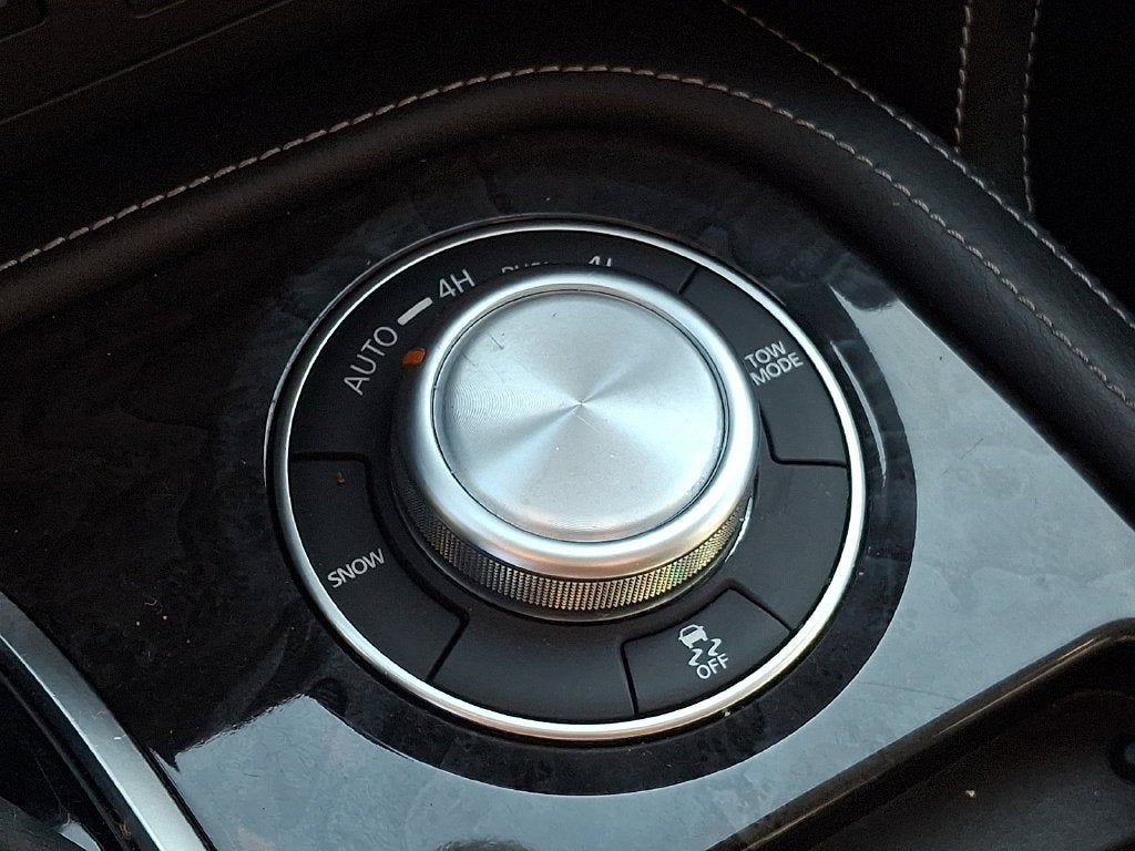 2024 INFINITI QX80 LUXE 4WD