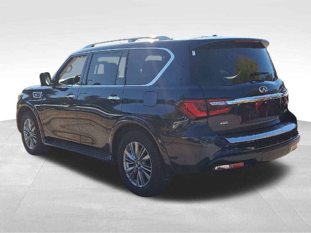 2024 INFINITI QX80 LUXE 4WD