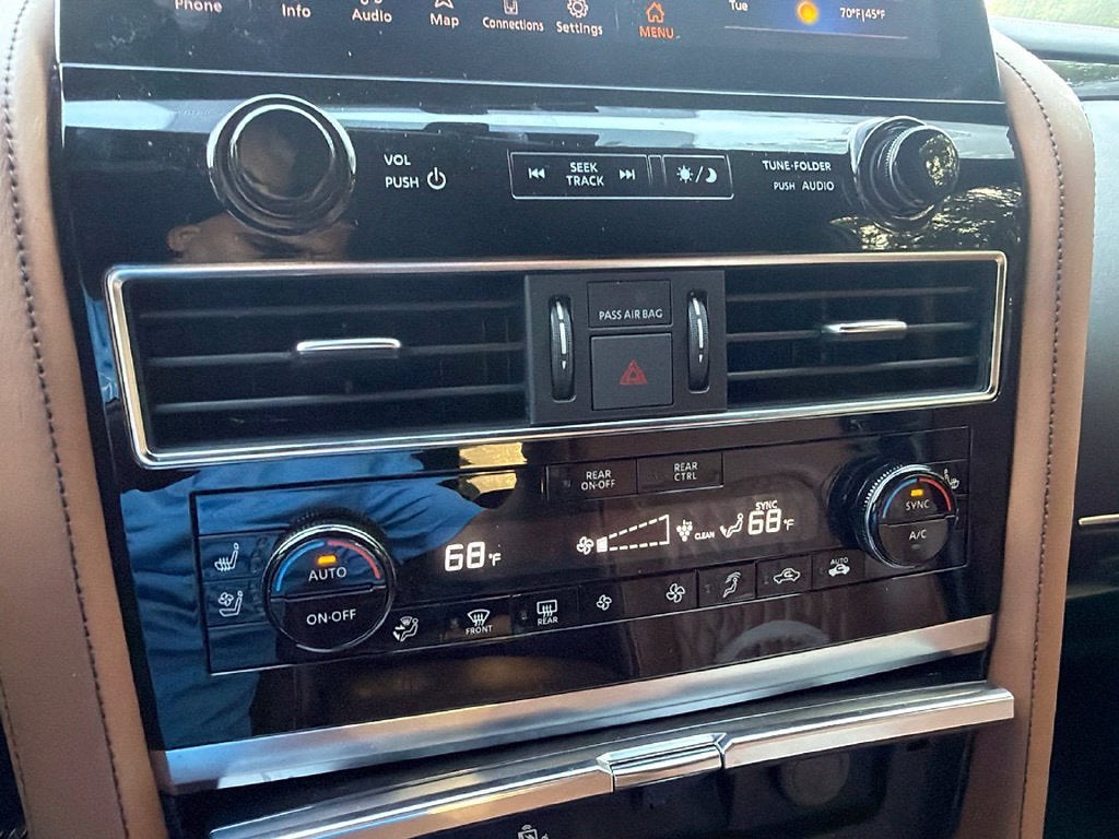 2023 INFINITI QX80 SENSORY 4WD