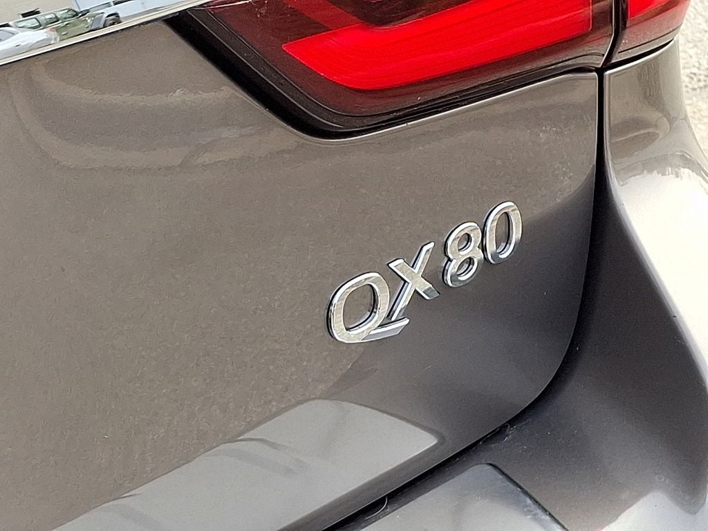 2019 INFINITI QX80 LUXE 4WD