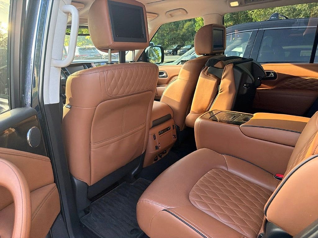 2019 INFINITI QX80 LUXE