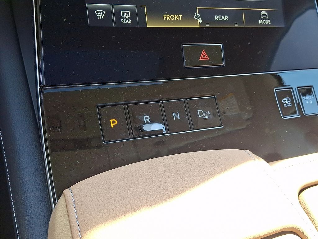 2026 INFINITI QX80 LUXE