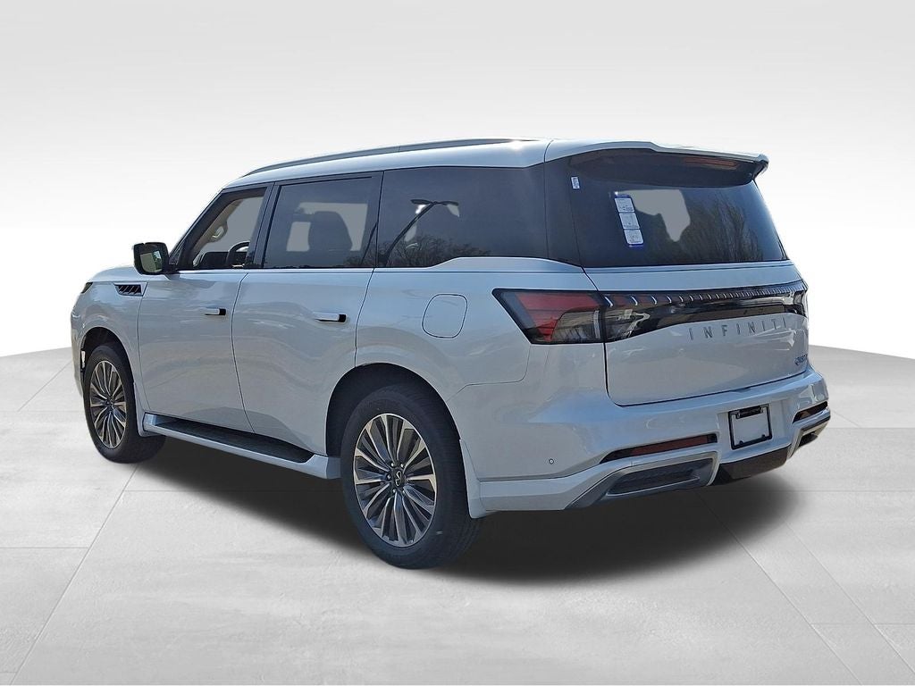 2026 INFINITI QX80 LUXE