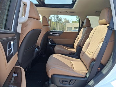 2026 INFINITI QX80 LUXE