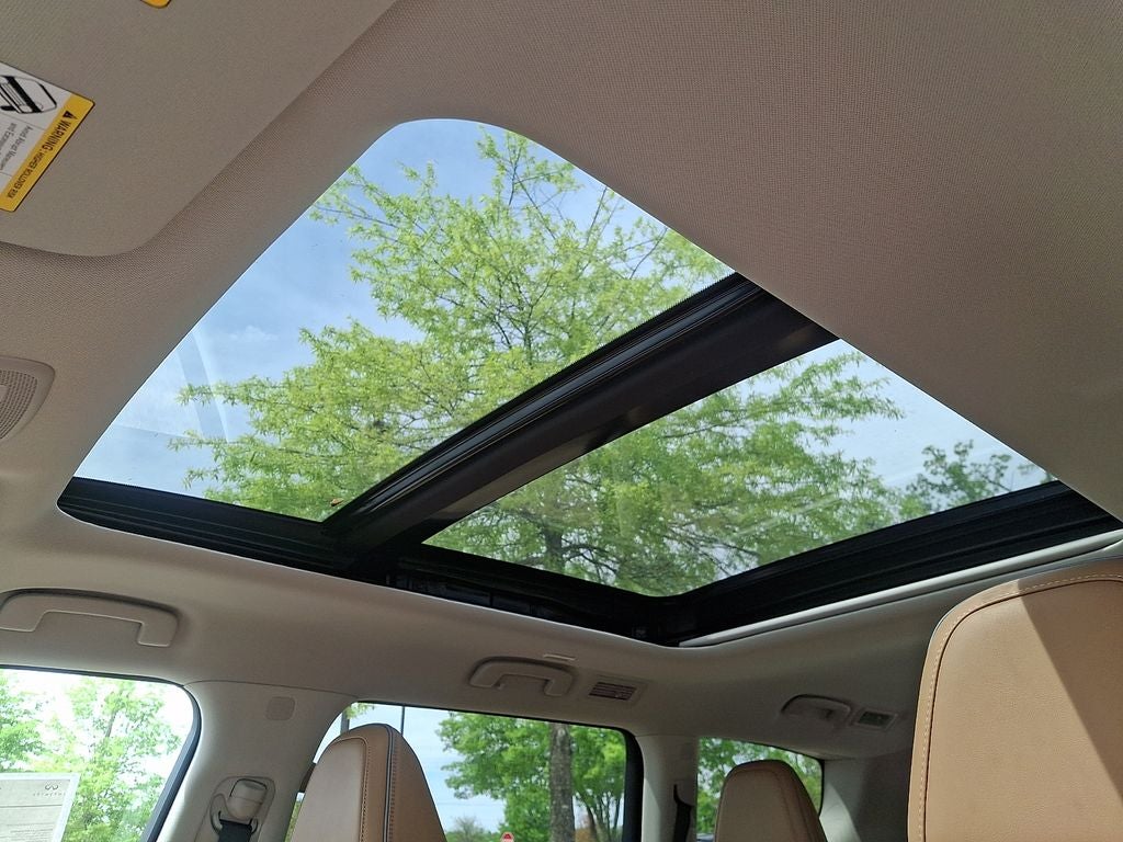 2026 INFINITI QX80 LUXE