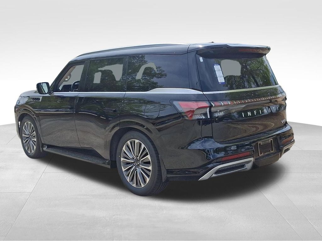 2026 INFINITI QX80 LUXE