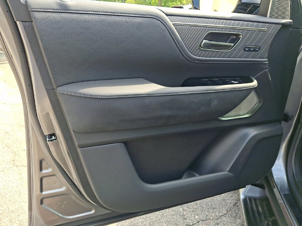 2027 INFINITI QX80 Autograph 4WD