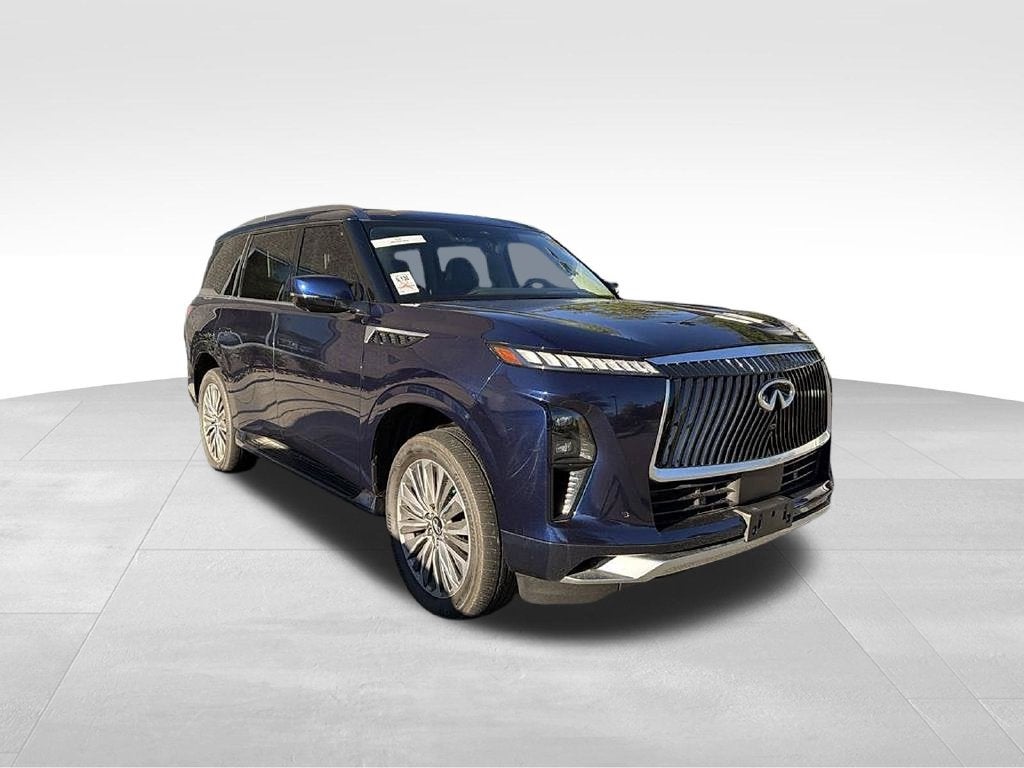 2025 INFINITI QX80 Sensory 4WD