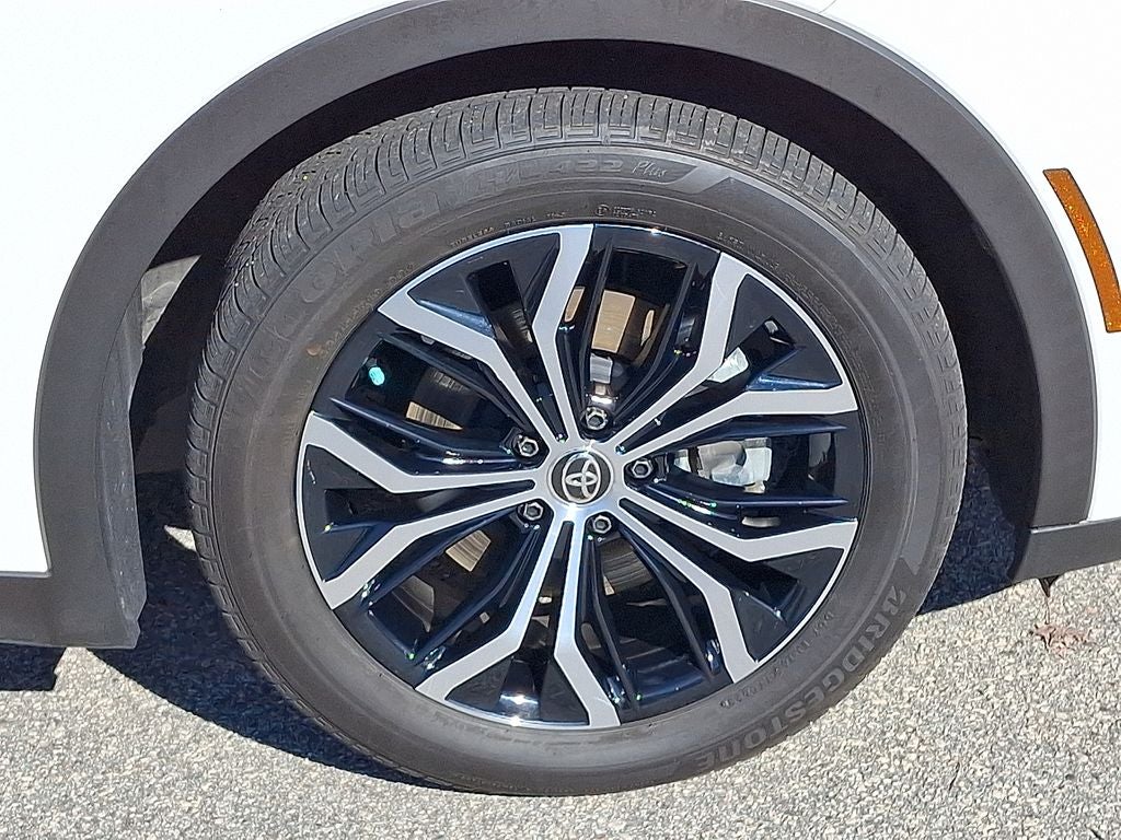 2023 Toyota Crown XLE