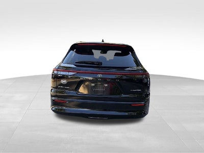 2025 Toyota Crown Signia Limited