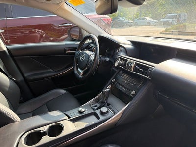 2018 Lexus IS 300