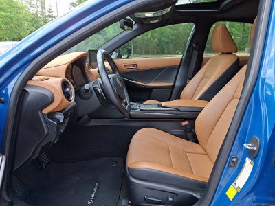 2023 Lexus IS 300