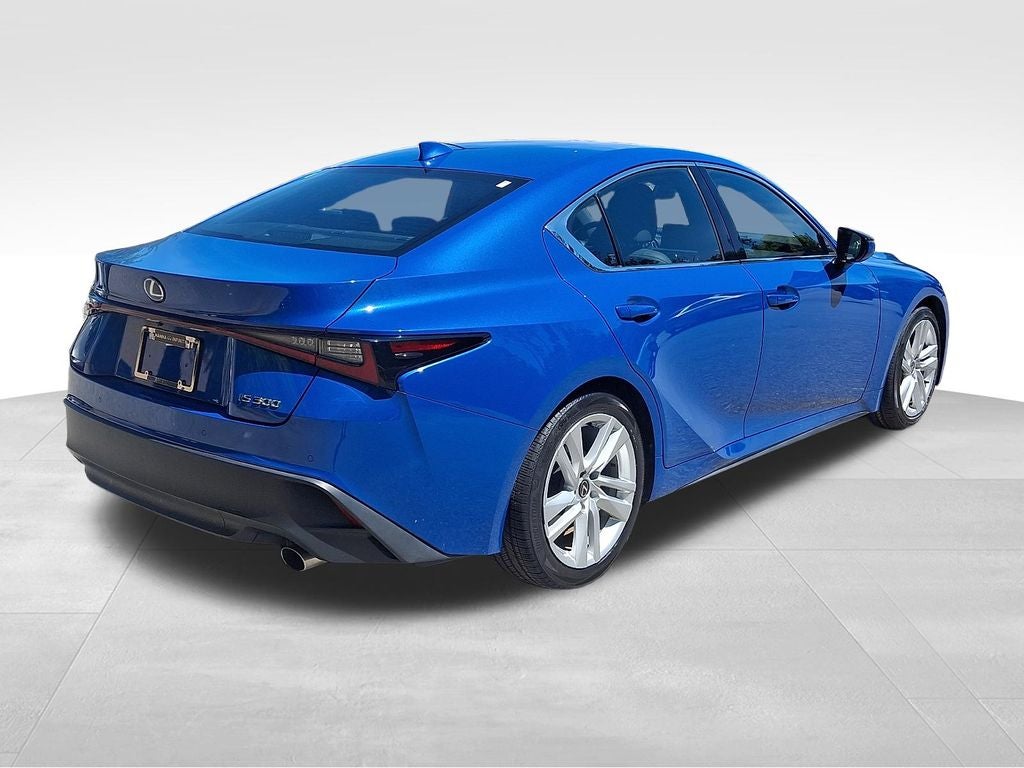 2023 Lexus IS 300