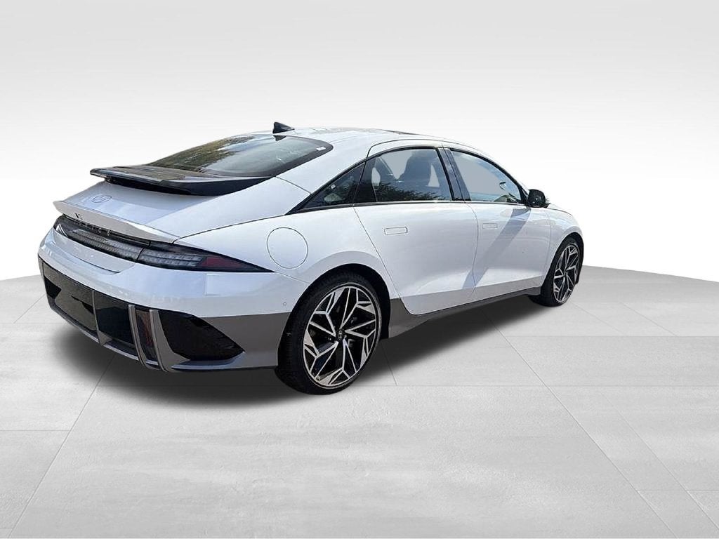 2025 Hyundai IONIQ 6 Limited
