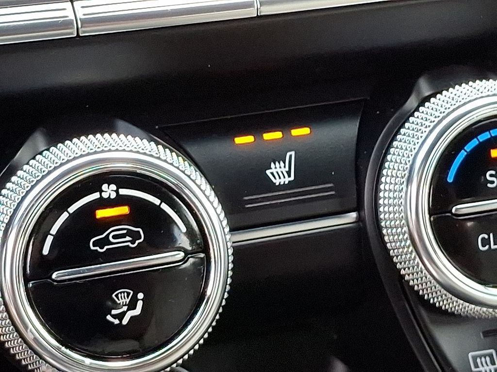 2023 Genesis G70 3.3T