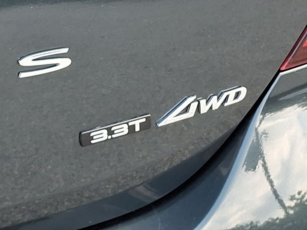 2023 Genesis G70 3.3T