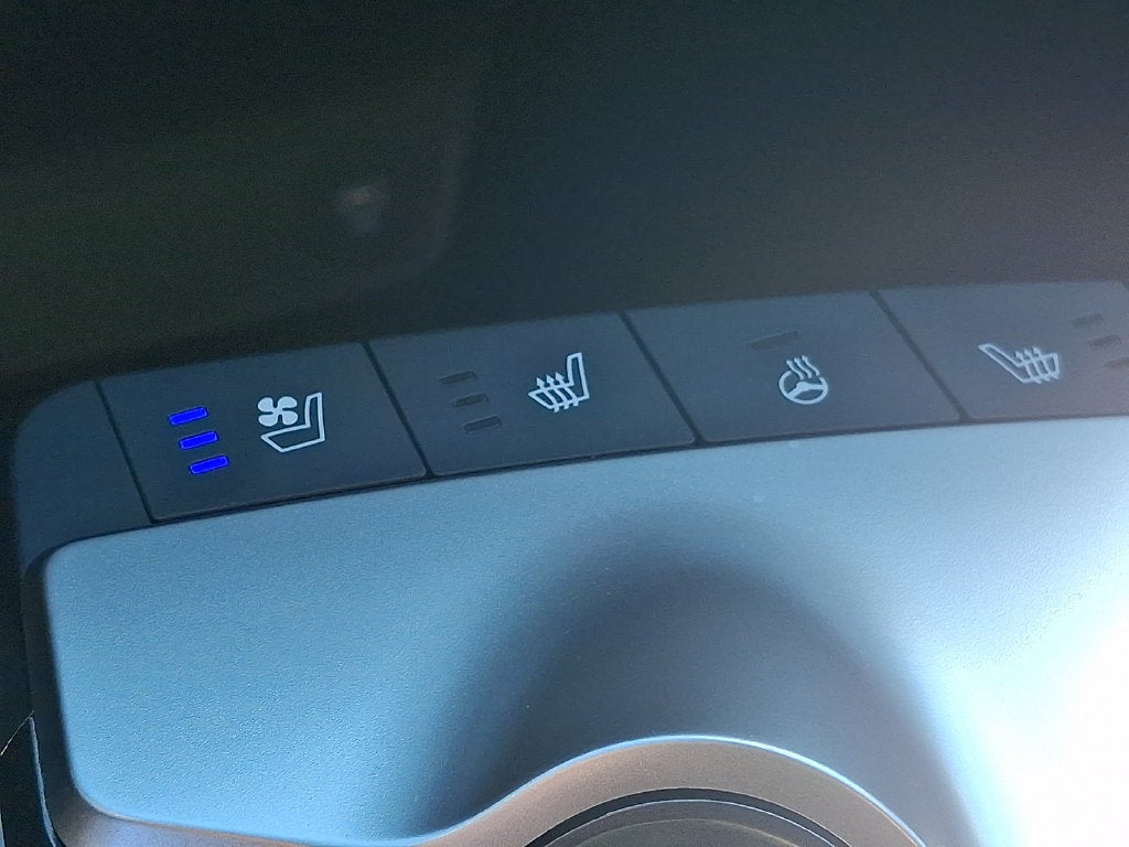 2023 Kia EV6 Wind