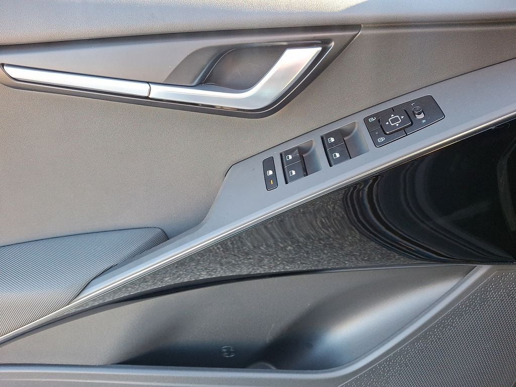 2025 Kia Niro EV Wind