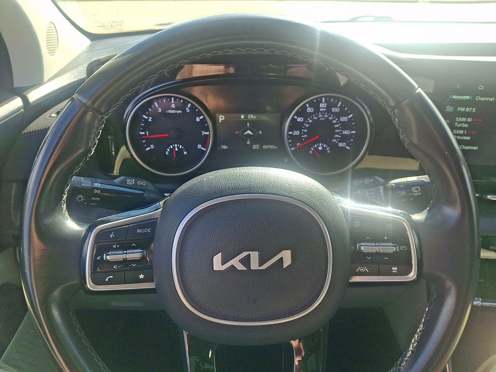 2024 Kia Carnival EX