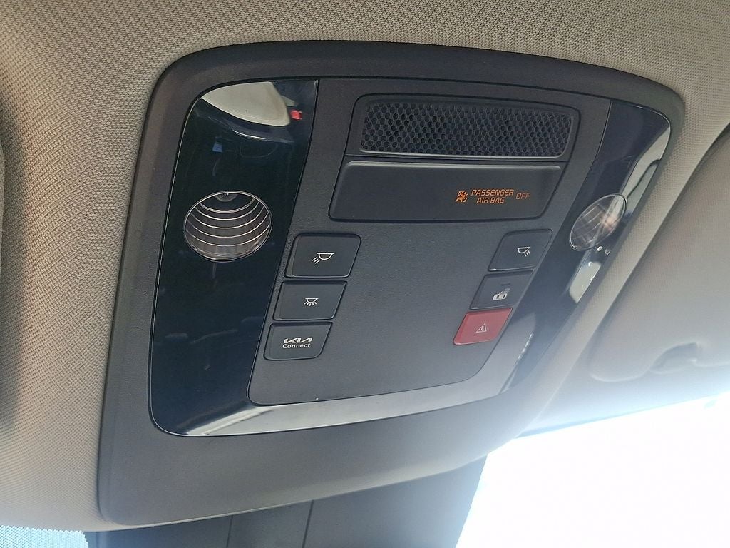 2024 Kia Carnival EX