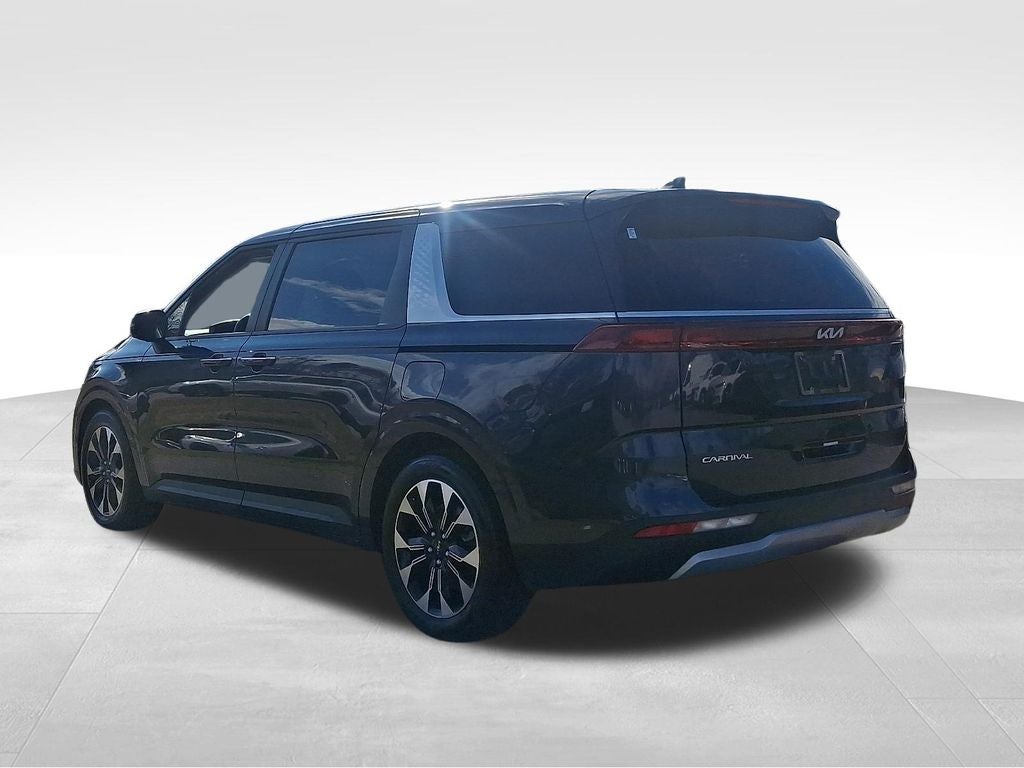 2024 Kia Carnival EX