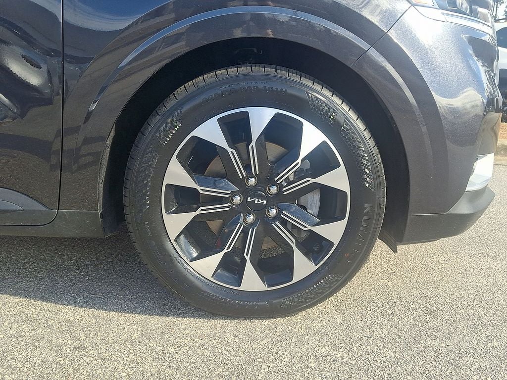 2024 Kia Carnival EX