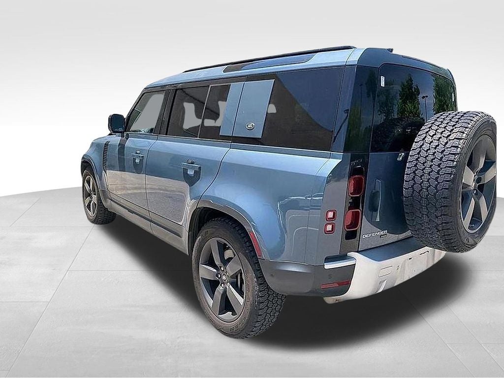 2021 Land Rover Defender 110 SE