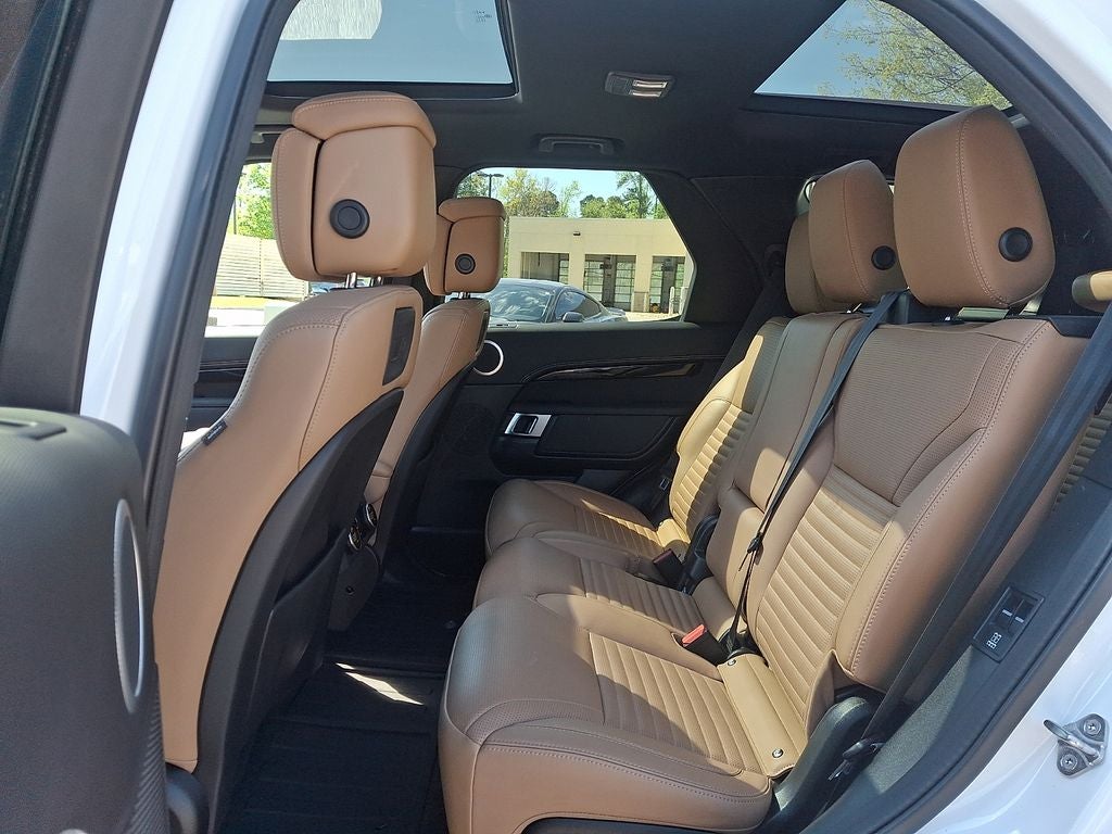 2023 Land Rover Discovery S R-Dynamic