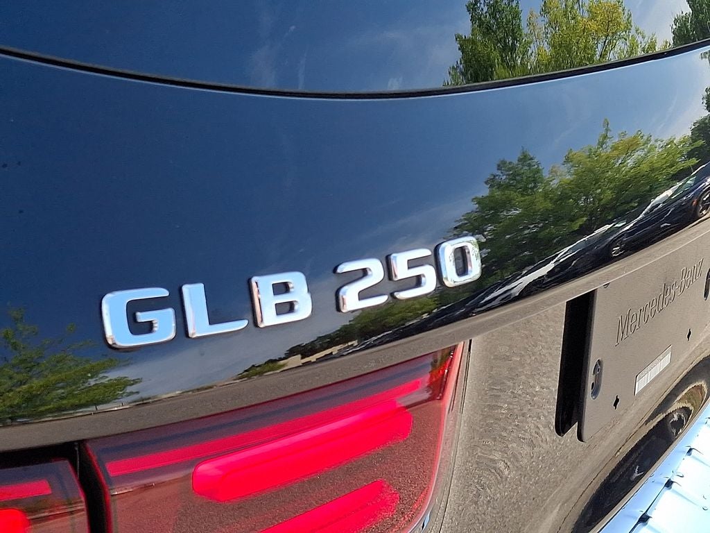 2025 Mercedes-Benz GLB GLB 250 4MATIC®