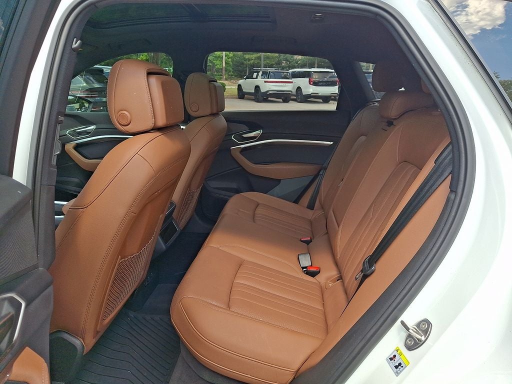 2024 Audi Q8 e-tron Premium Plus quattro