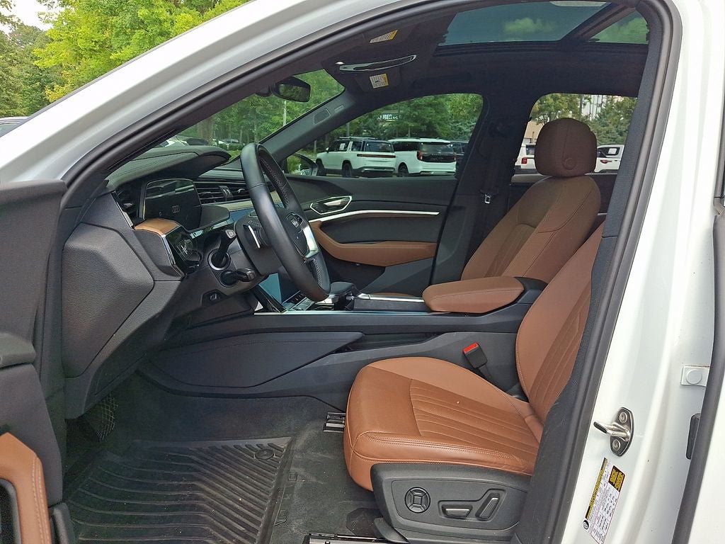2024 Audi Q8 e-tron Premium Plus quattro