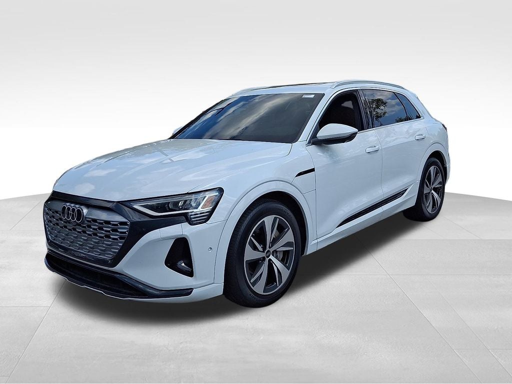 2024 Audi Q8 e-tron Premium Plus quattro