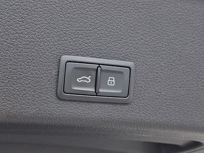 2024 Audi Q8 e-tron Premium Plus quattro