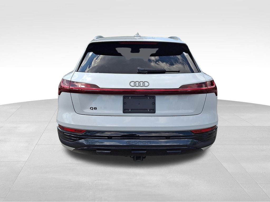 2024 Audi Q8 e-tron Premium Plus quattro