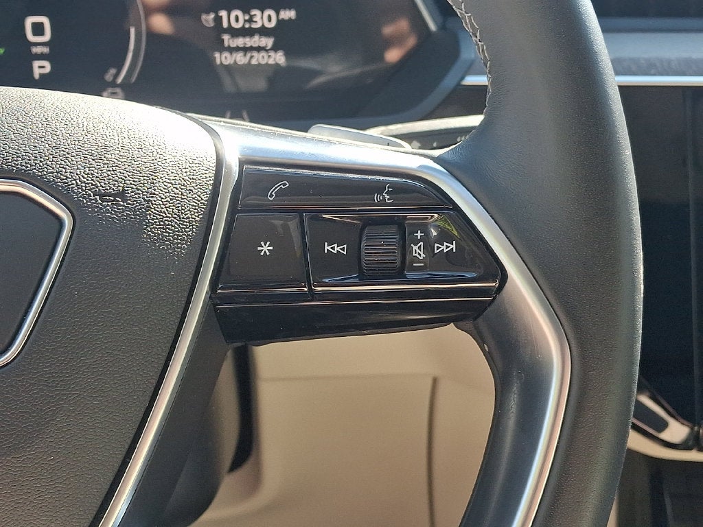 2024 Audi Q8 e-tron Premium Plus quattro