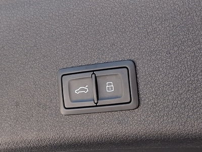 2024 Audi Q8 e-tron Premium Plus quattro