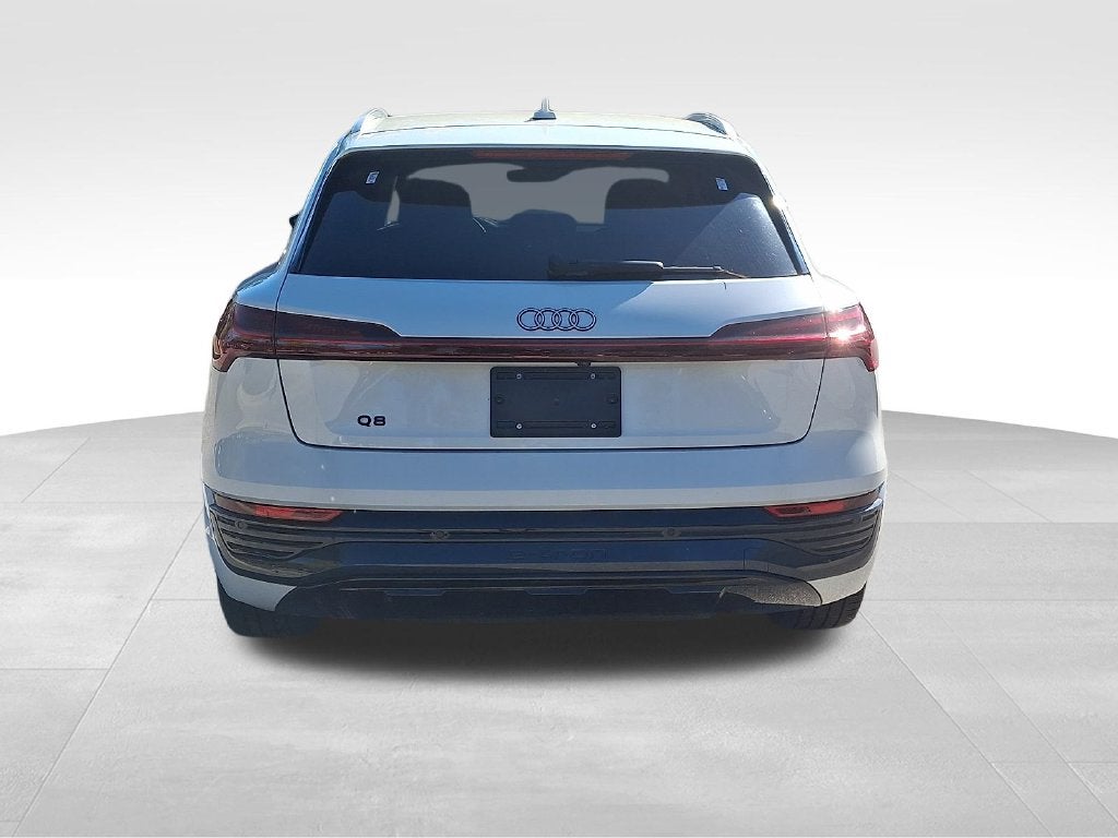 2024 Audi Q8 e-tron Premium Plus quattro