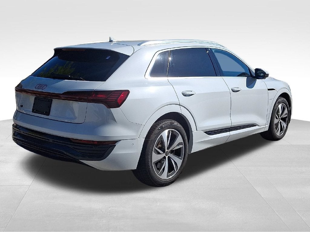 2024 Audi Q8 e-tron Premium Plus quattro