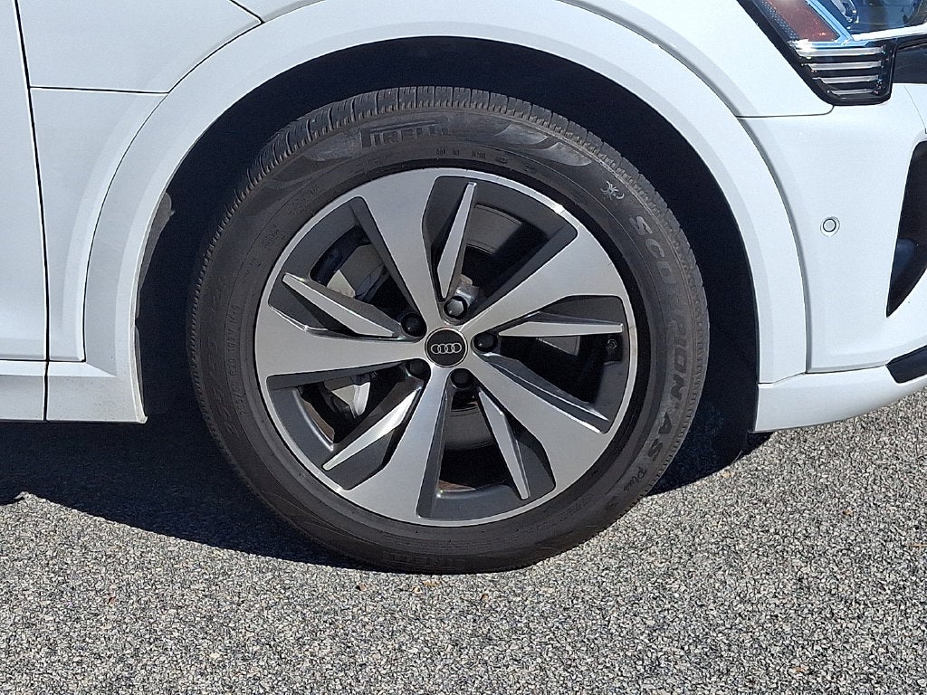 2024 Audi Q8 e-tron Premium Plus quattro