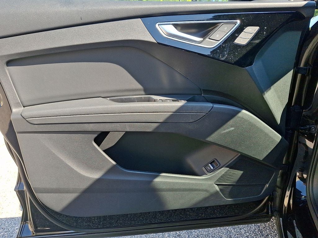 2025 Audi Q4 e-tron Premium