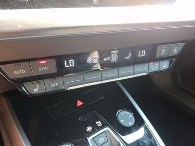 2025 Audi Q4 e-tron Premium