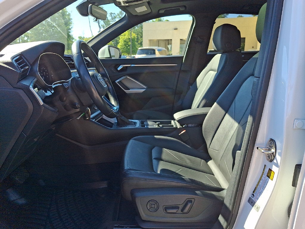 2021 Audi Q3 Premium quattro